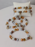 Beaded Bracelet Gold and White