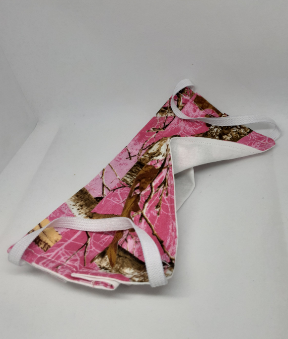 Pink camouflage face mask